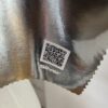 Detalle tela Silver con código QR